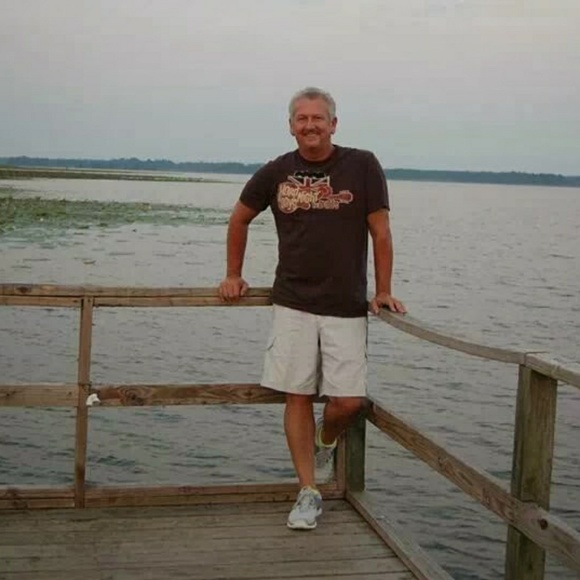 Meet your Posher, Edwin - Picture 1 of 1